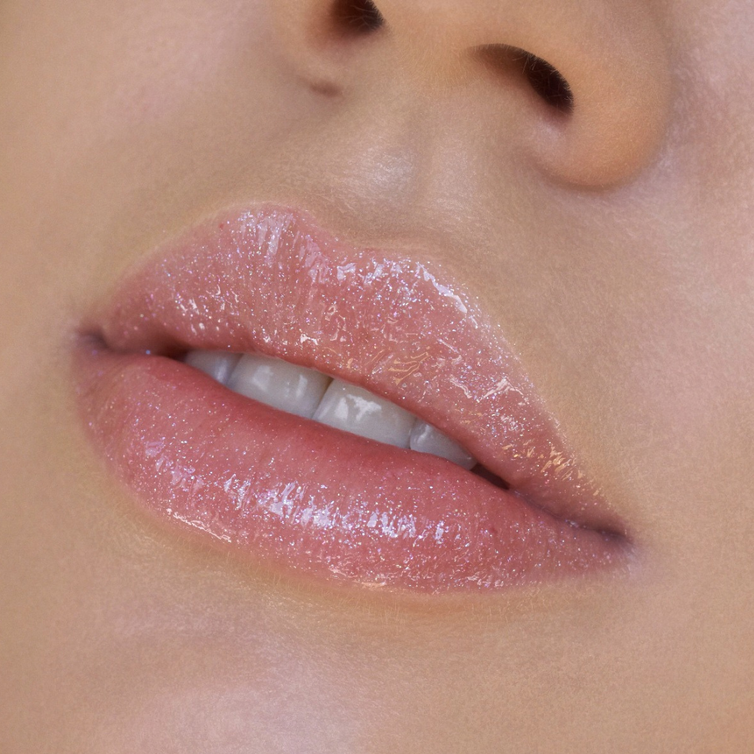 Essence Gloss Metal Glow | Sparkle Reflective Lip Gloss | Glass-Like Shine with Vitamin E (Pack of 3 - Transparent, Pink & Rose)